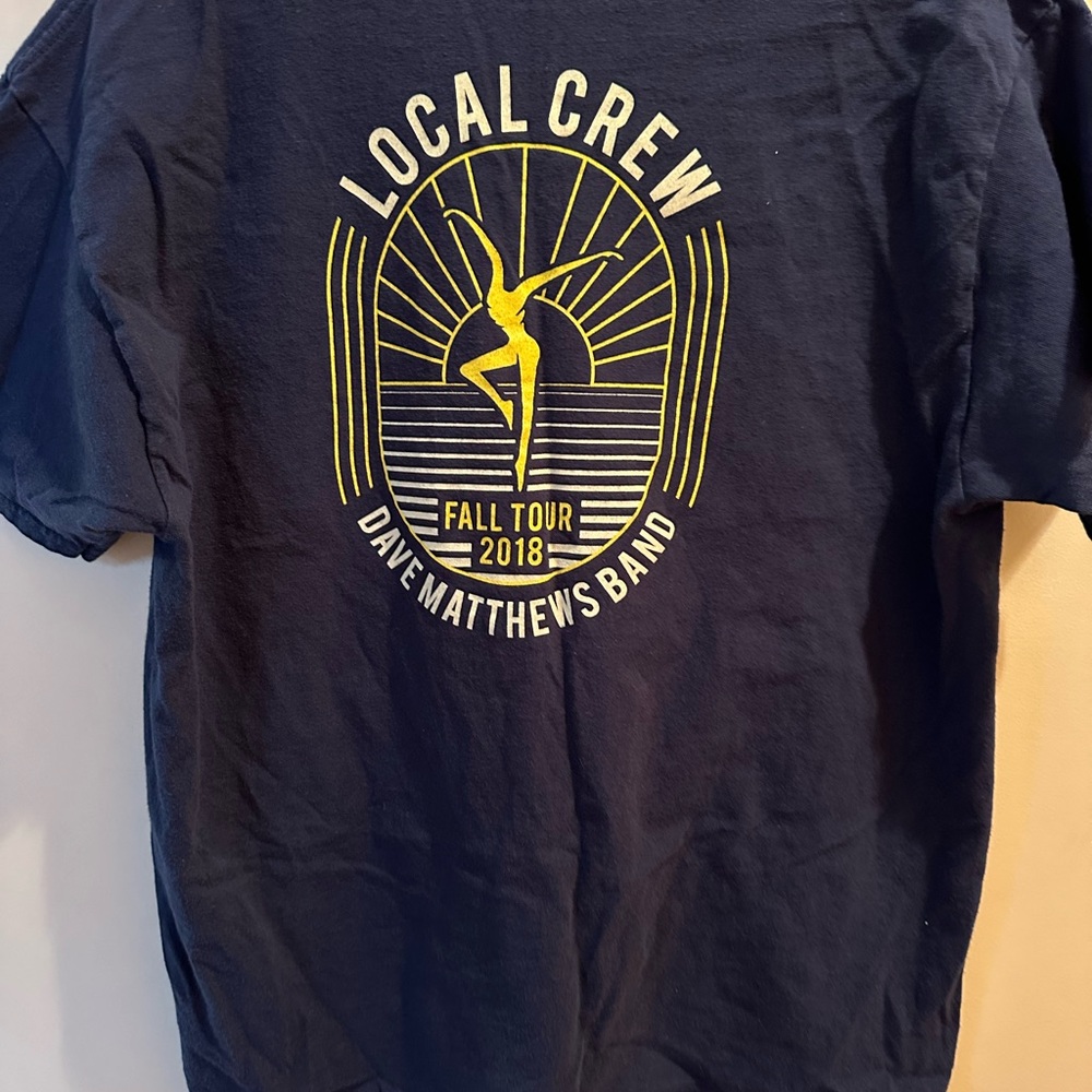 Vintage 2018 Dave Mathew’s Band Local crew concert shirt.